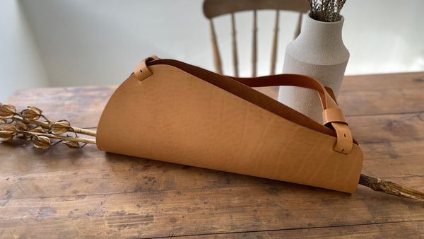 ヌメ革ってなに?という方に特長と魅力を紹介します