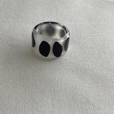 ガラスのボリュームリング/黒ドットa