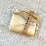 石けん / Savonnerie de la lune