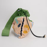 【サンプルセール】ワンタン巾着 スラッシュキルト 取っ手付き グリーン&ナチュラル