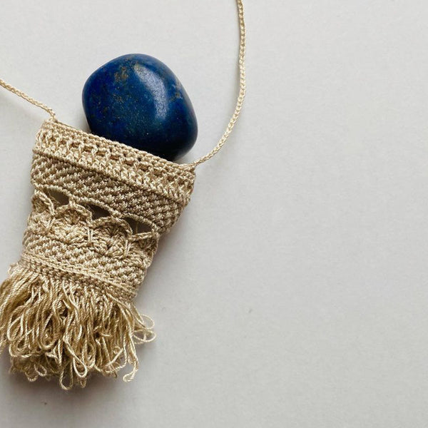 老瑪瑙（オールドアゲート）ネックレス｜手編み紐仕立て 赤と緑の編み紐のヴィンテージ瑪瑙ペンダント A-6-57 - Etsy 日本 老